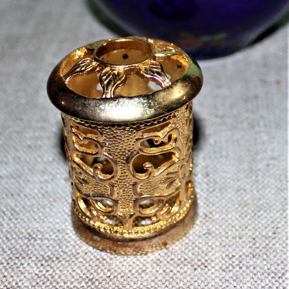 NWOB BEAUTIFUL BLUE GLASS OIL BURNER/DIFUSSER. - Picture 3 of 8